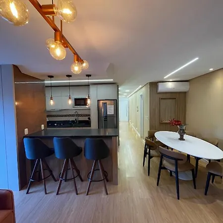 Apartamento Espetacular, 2 Suites, A 30M Da Rua Coberta Gramado Exterior foto