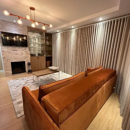 Apartamento Espetacular, 2 Suites, A 30M Da Rua Coberta Gramado Exterior foto