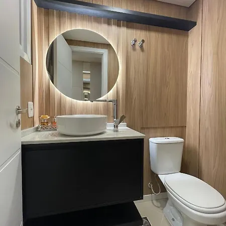 Apartamento Espetacular, 2 Suites, A 30M Da Rua Coberta Gramado Exterior foto