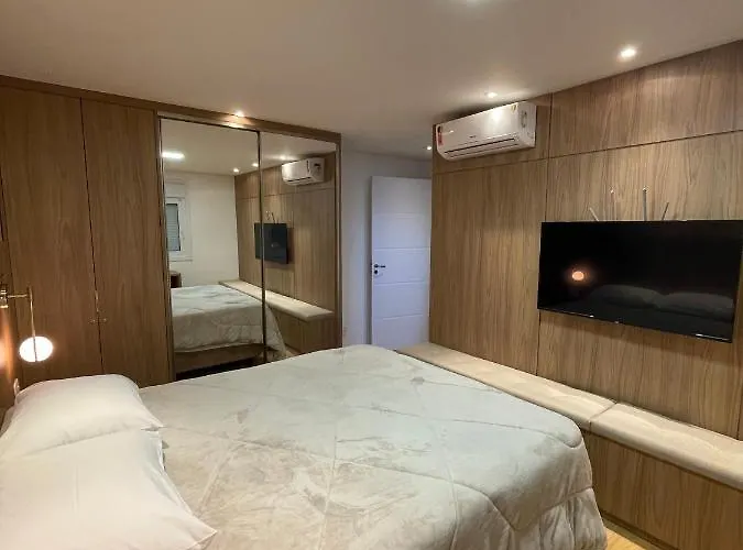 Apartamento Espetacular, 2 Suites, A 30M Da Rua Coberta