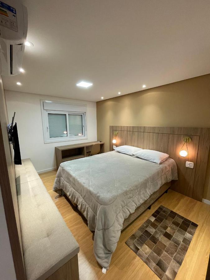 Espetacular, 2 Suites, A 30m Da Rua Coberta